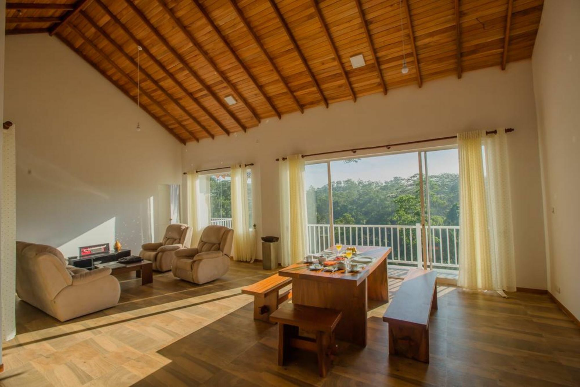 Bee View Home Stay Κάντι Εξωτερικό φωτογραφία